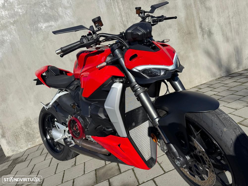 Ducati Streetfighter V2 - 7