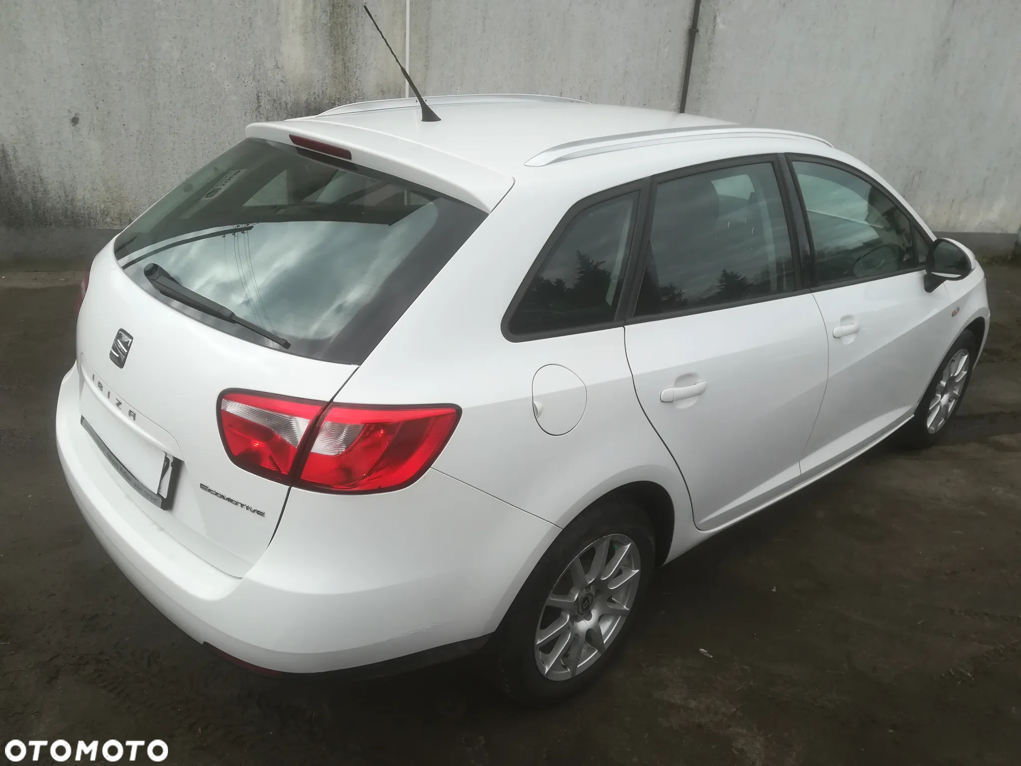 Seat Ibiza 1.2 TDI CR Ecomotive Style - 4