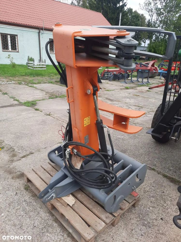 Inny Przyczepa leśna Kellfri 8 ton z żurawiem HDS 6,3m - odkładany HDS - TROL, Wyciągarka leśna do drewna KR4 - 4 tony WIRAX, Pomarol Chwytak do zrywki drewna hydrauliczny CHD100 / CHD110 - kleszcze do drewna, Rębak do drewna, trocina, zrębka - 9
