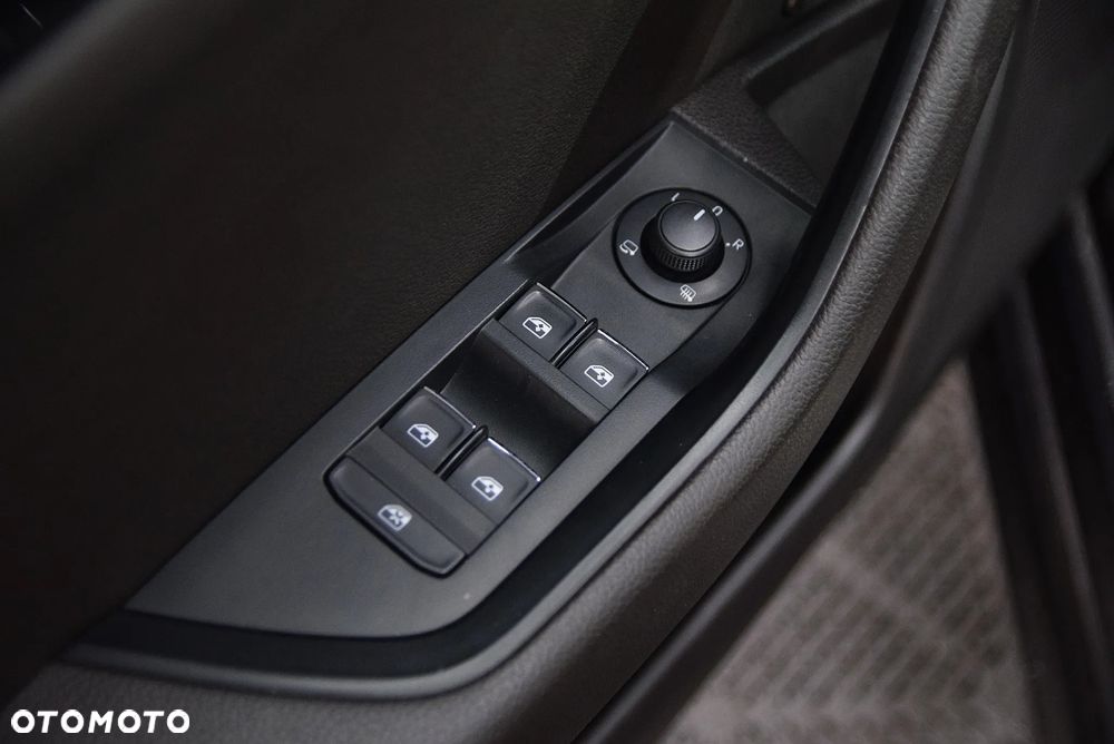Skoda Superb 1.8 TSI L&K - 18