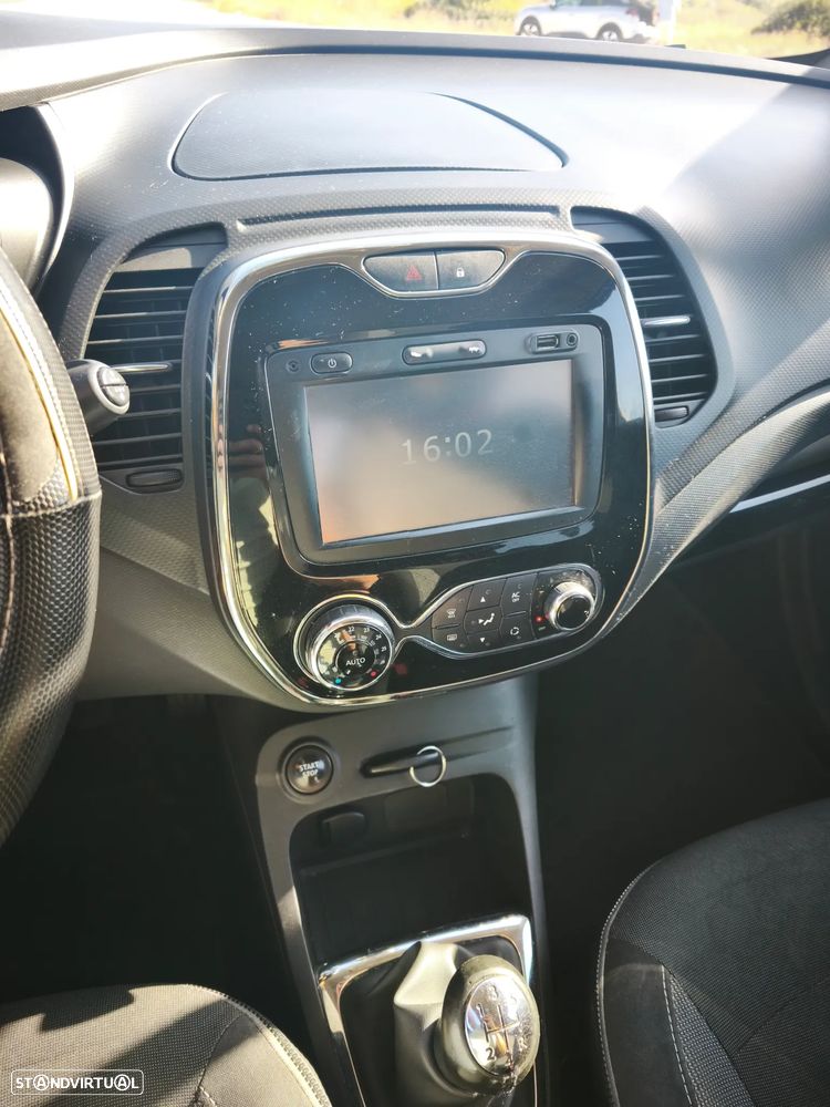 Renault Captur - 10