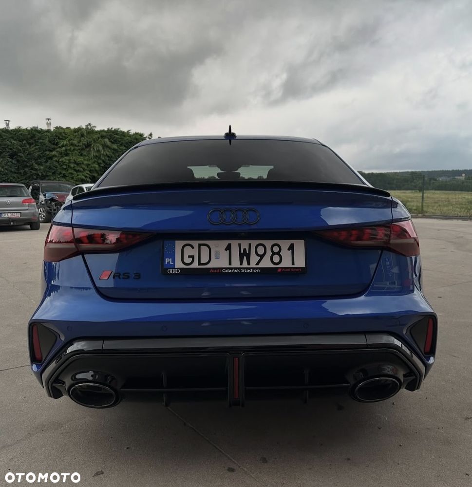 Audi RS3 Limousine - 6