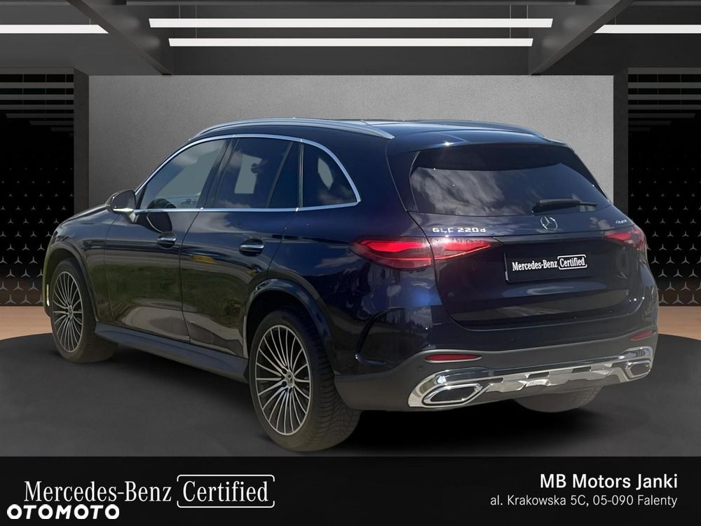 Mercedes-Benz GLC - 4