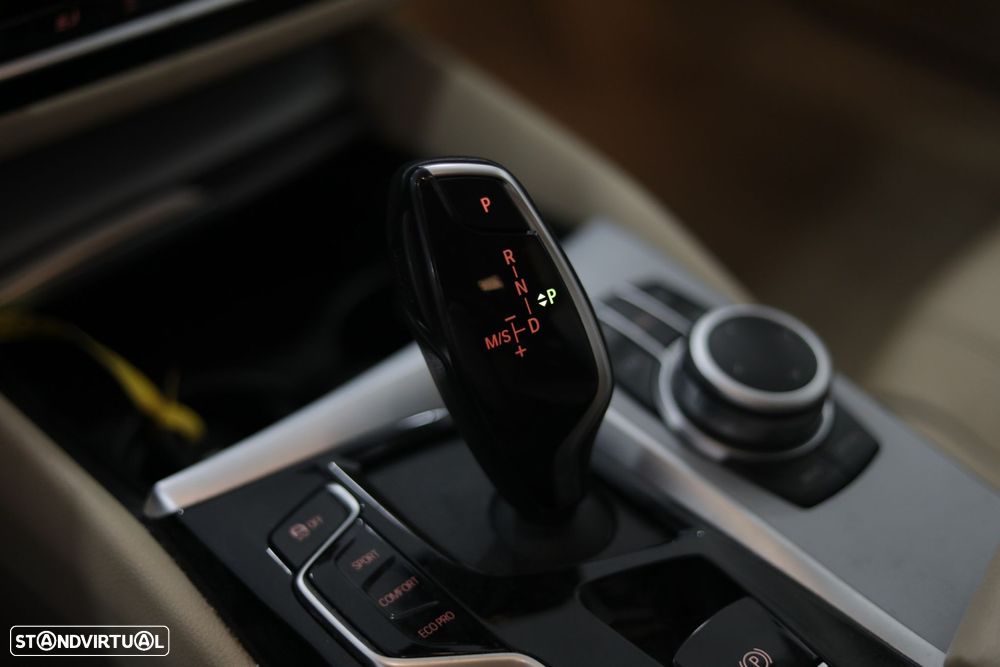 BMW 520 d Auto - 15