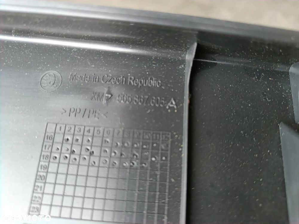 Tapicerka klapy bagażnika Skoda Kodiaq Boczek Plastik Osłona 565867605A - 10