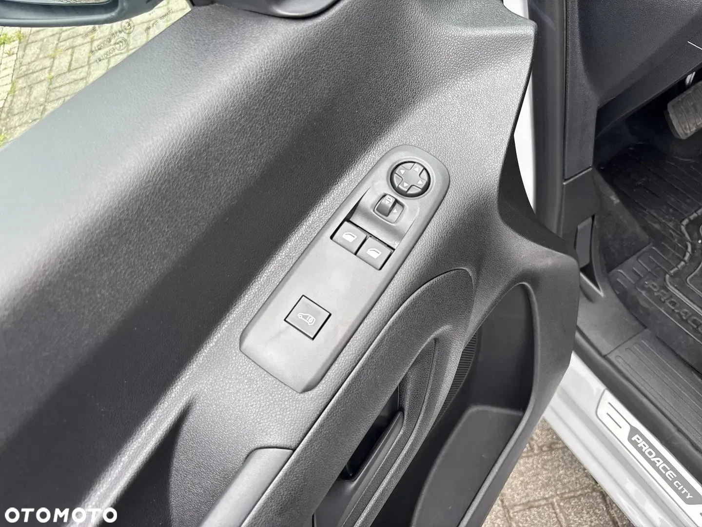 Toyota PROACE - 14