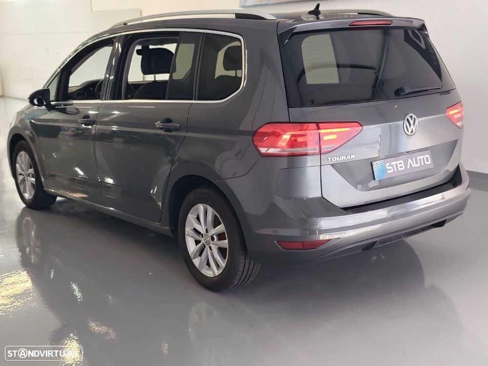 VW Touran 1.6 TDI Highline - 34