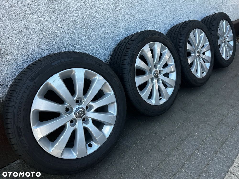 225 50 17 / 5x115 / OPEL Zafira Astra CHEVROLET / BARUM - 1