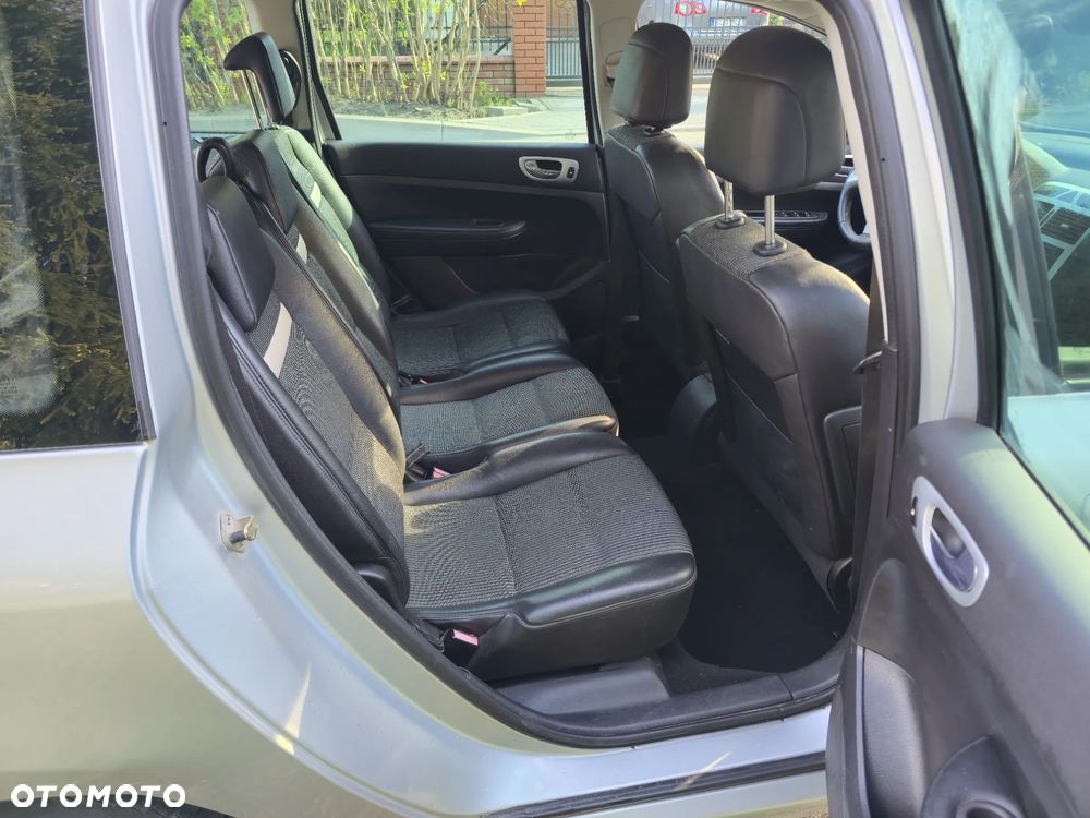 Peugeot 307 2.0 Premium - 16