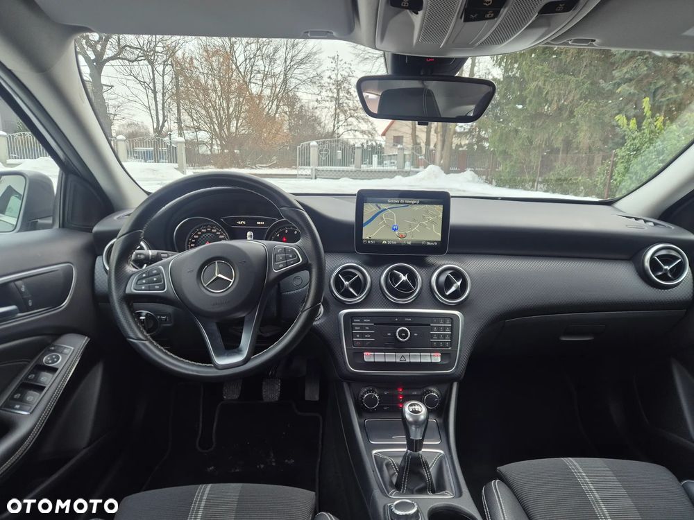 Mercedes-Benz Klasa A 200 (BlueEFFICIENCY) Urban - 12