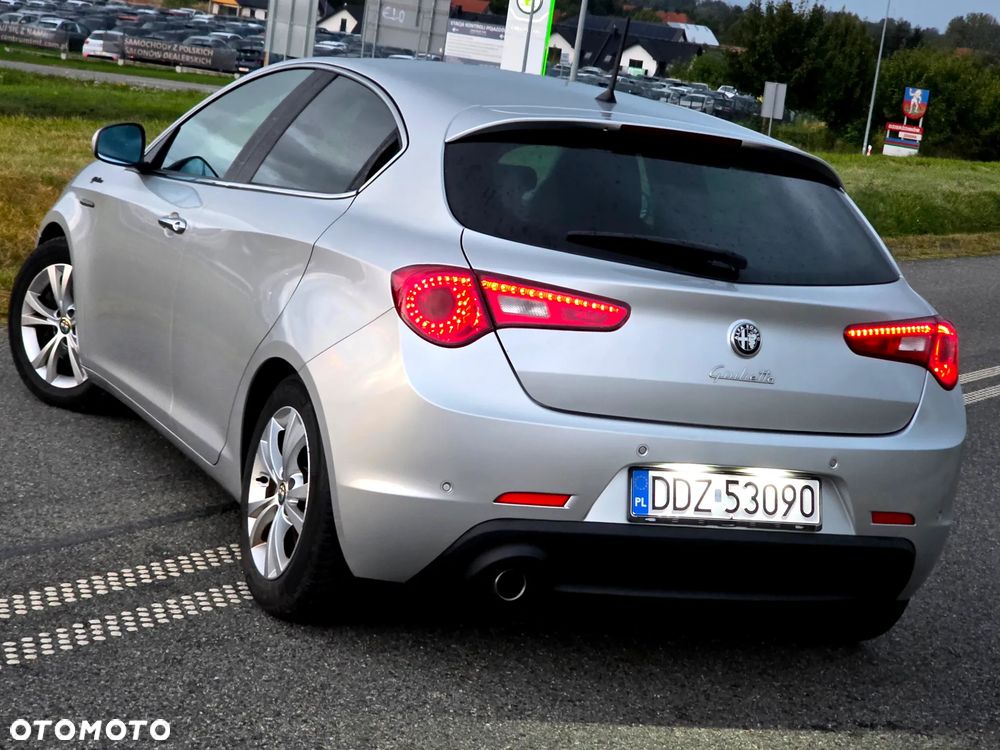 Alfa Romeo Giulietta 1.4 TB 16V Multiair Collezione - 6