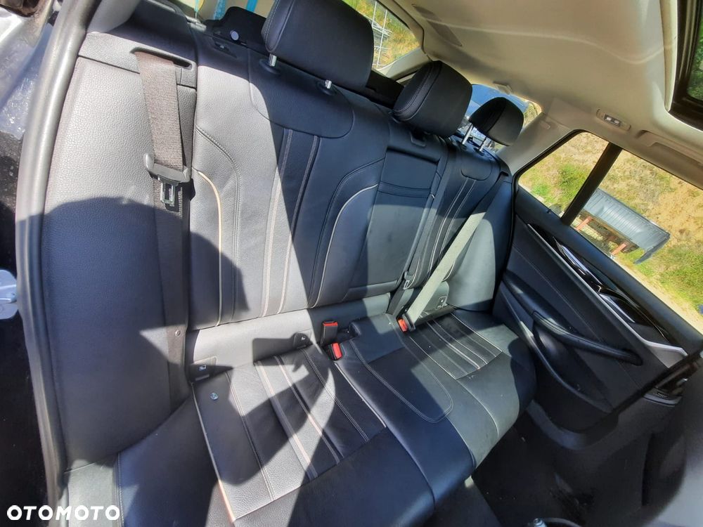 BMW Seria 5 520d Luxury Line - 25