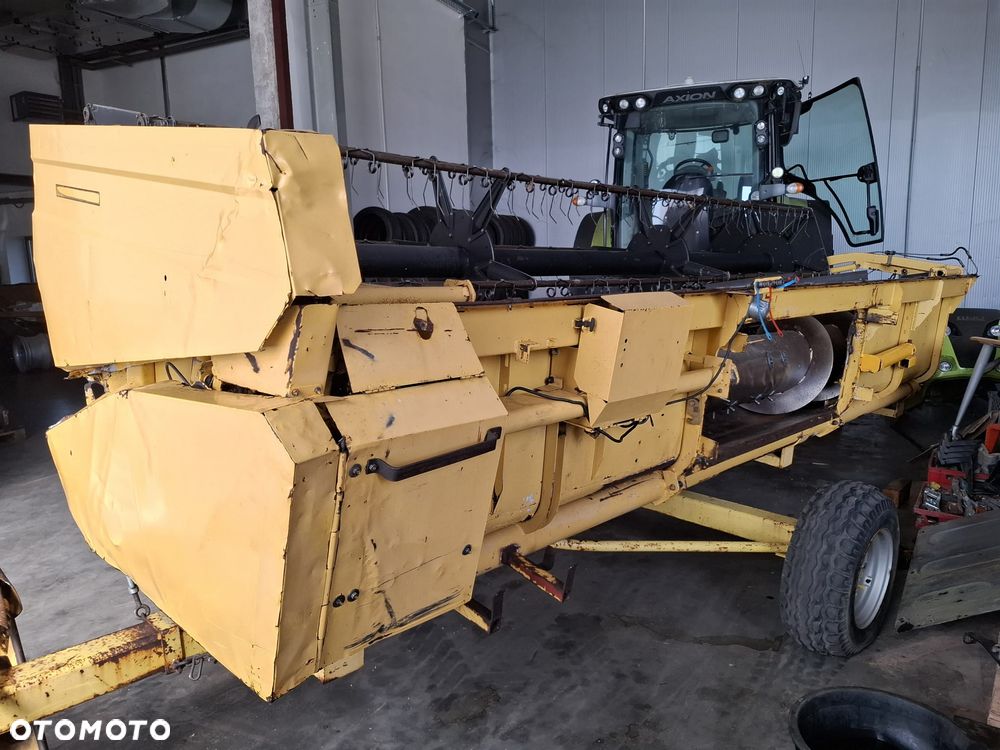 New Holland TX 34 - 10