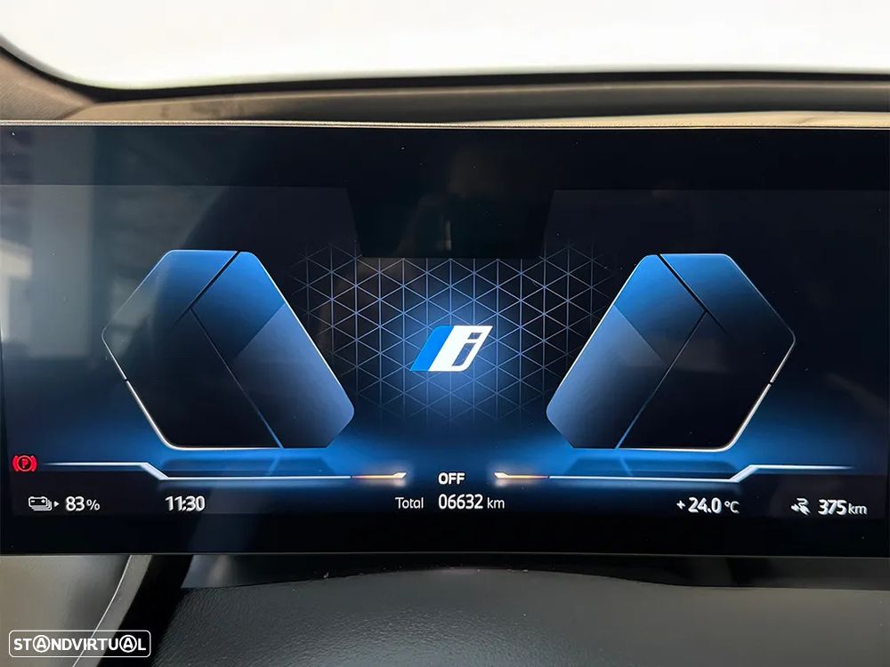 BMW iX xDrive 50 Pack Desportivo - 11