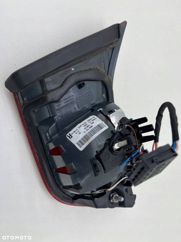 BMW 4 F32 F33 LAMPA PRAWA TYŁ W KLAPĘ 7296102 - 9