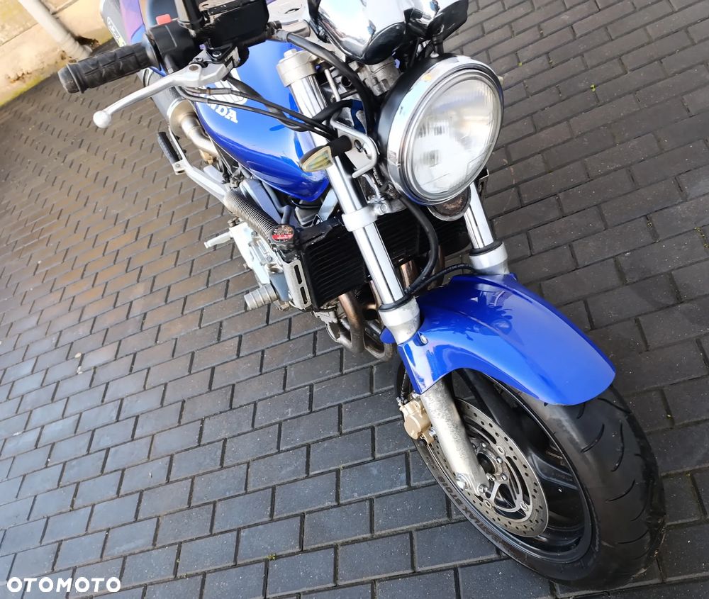 Honda Hornet - 30