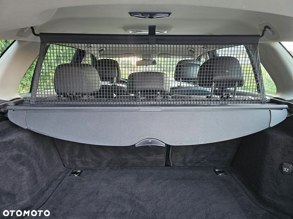 Mercedes-Benz Klasa C 200 7G-TRONIC Avantgarde Edition - 24