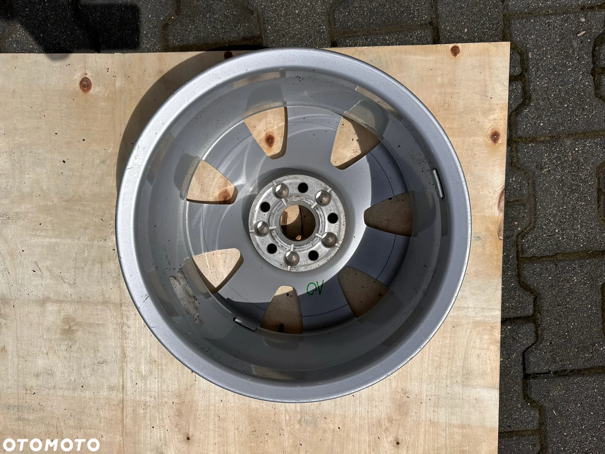 Felga  Audi Q3 8U0601025 6.5Jx16 ET33 5x112 - 2