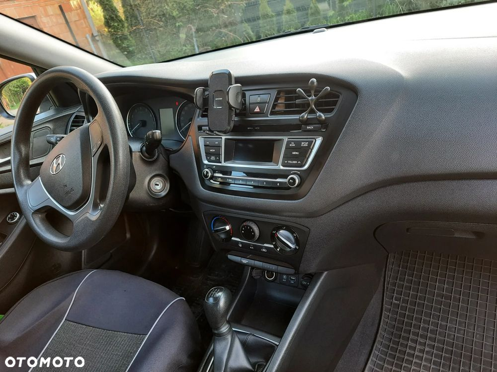 Hyundai i20 1.2 GO - 8