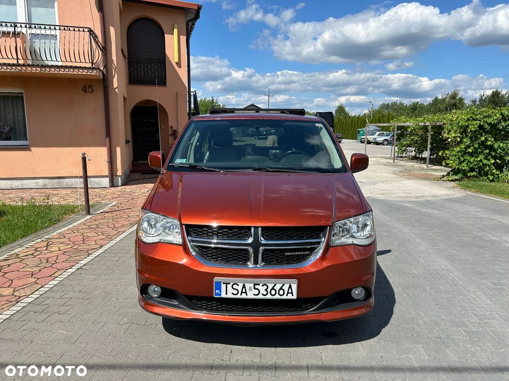 Dodge Grand Caravan - 8