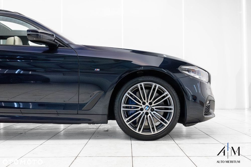 BMW Seria 5 540i xDrive - 8