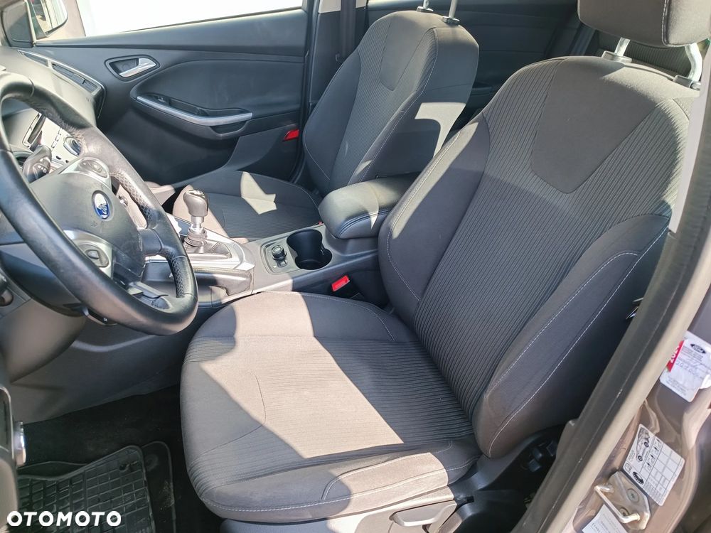 Ford Focus 1.6 EcoBoost Titanium - 25