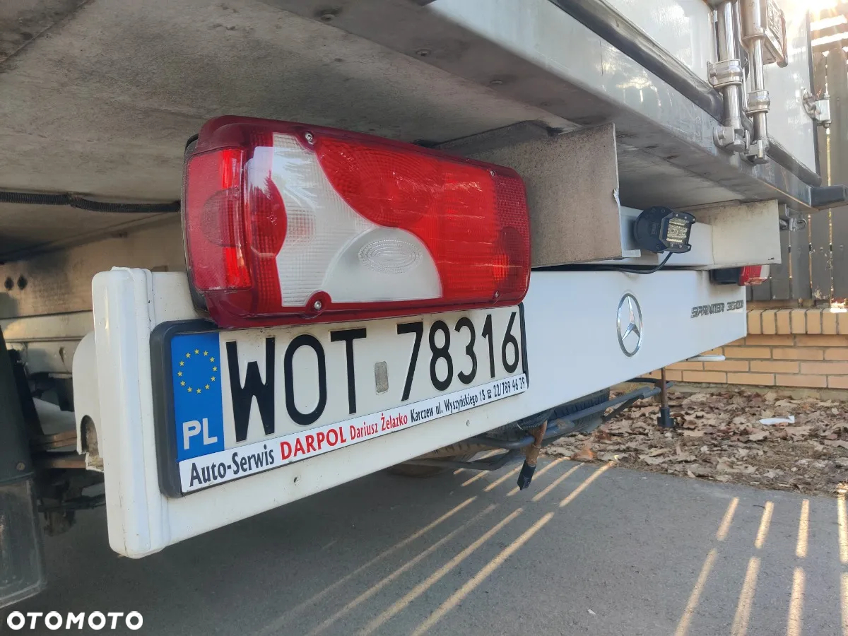 Mercedes-Benz Sprinter - 8