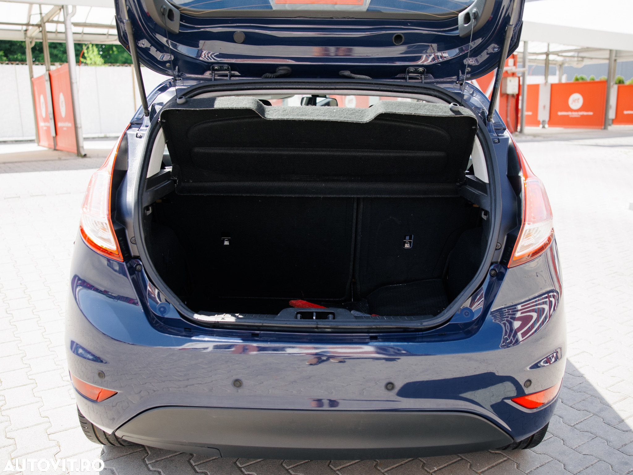 Ford Fiesta 1.5 TDCi DPF Trend - 28