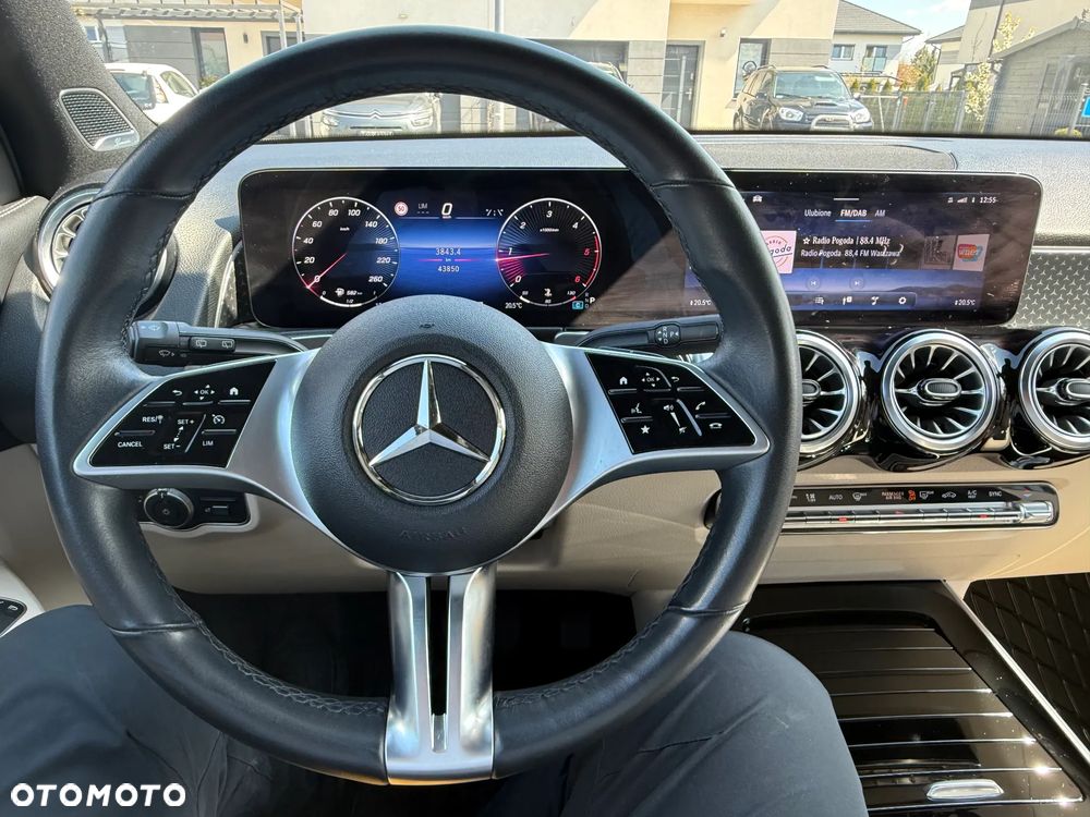 Mercedes-Benz GLB 200 d 4-Matic Progressive 8G-DCT - 15