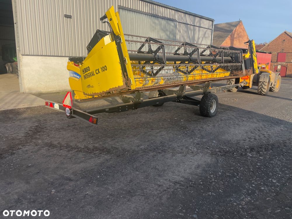 New Holland CX 8070 - 29