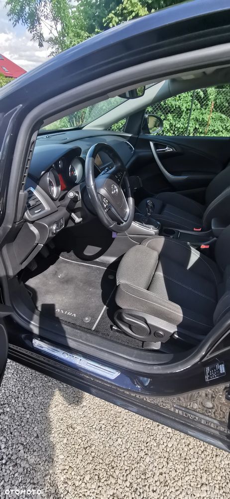 Opel Astra 1.4 Turbo Exklusiv - 14