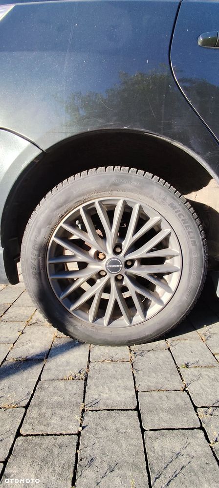 Toyota Matrix 1.8 - 7