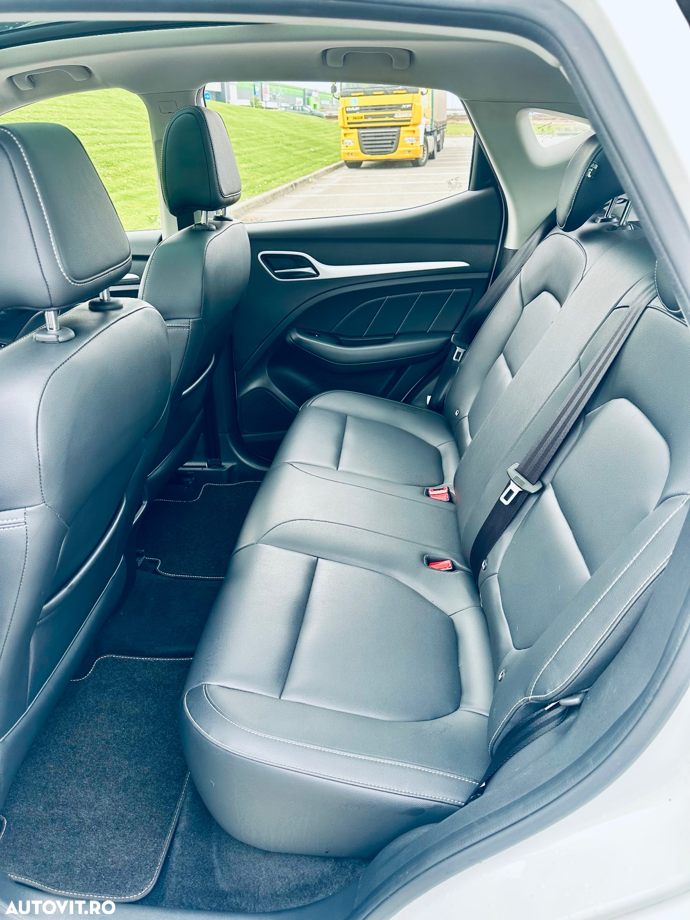 MG ZS EV Maximal Luxury - 5