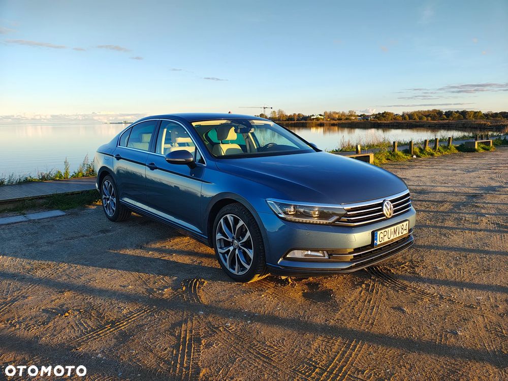 Volkswagen Passat - 2