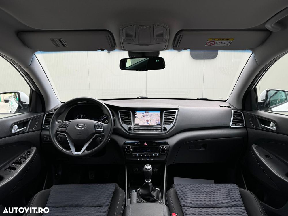 Hyundai Tucson blue 1.7 CRDi 2WD Style - 6
