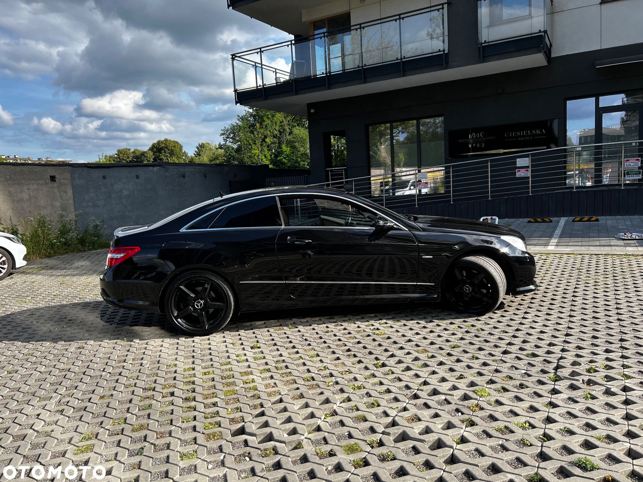 Mercedes-Benz Klasa E 350 CDI BlueEff - 1