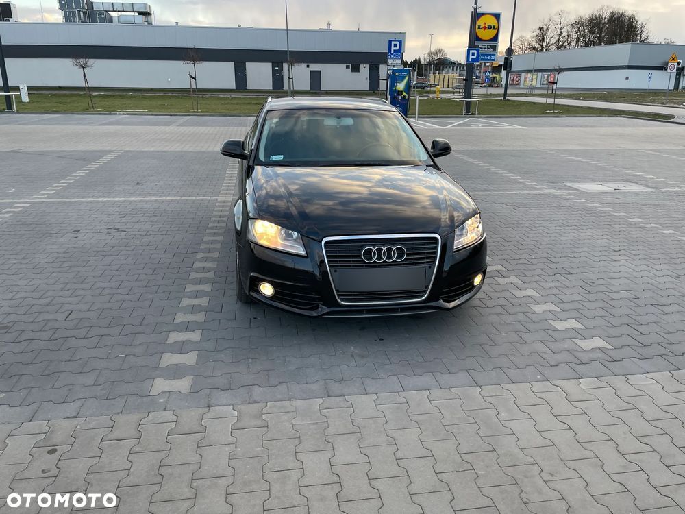 Audi A3 1.6 Attraction - 1