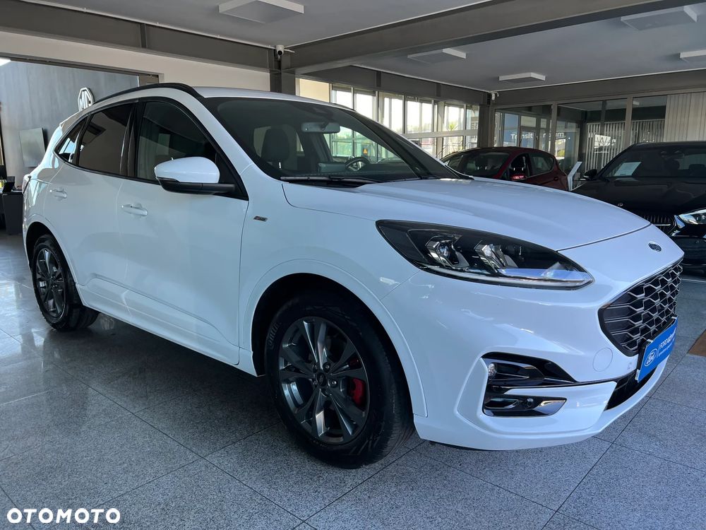 Ford Kuga - 4