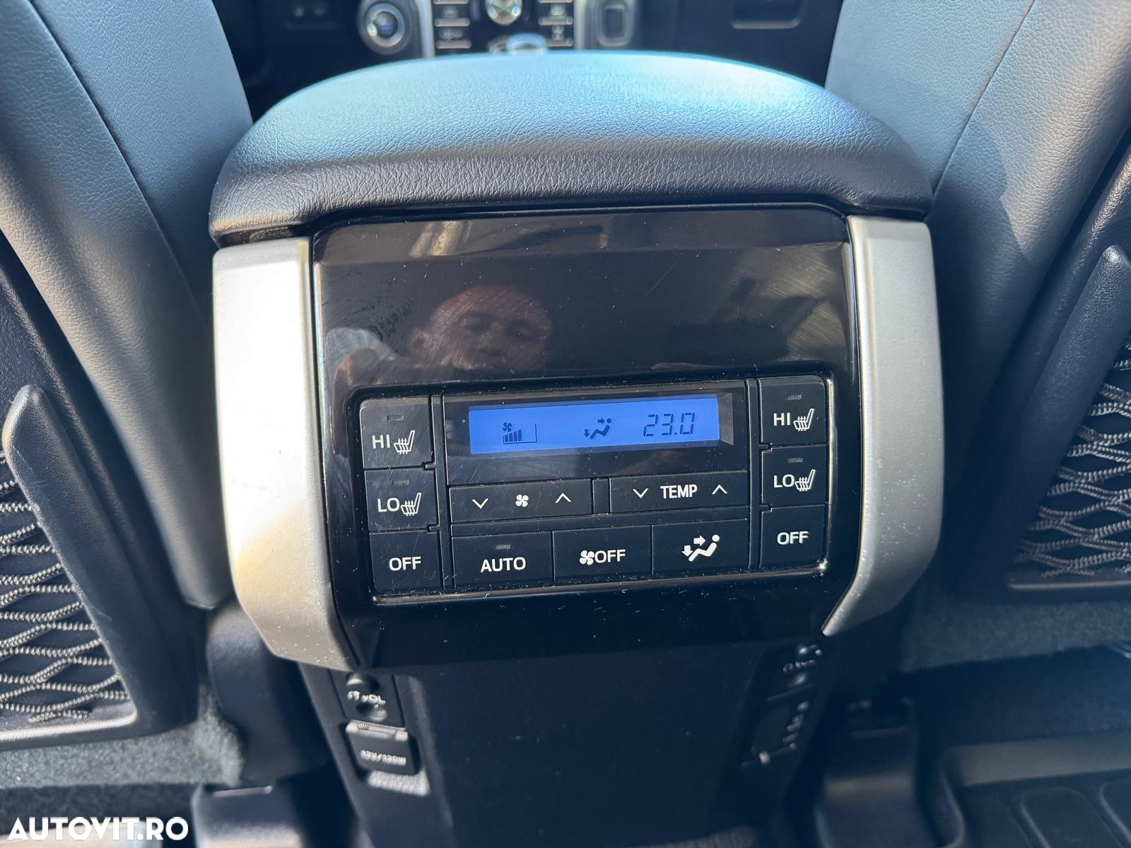 Toyota Land Cruiser 2.8l Turbo D-4D A/T Executive - 19