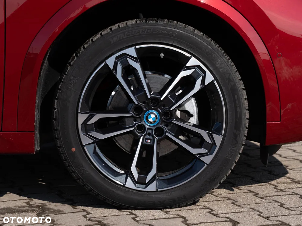 BMW iX2 eDrive20 - 4