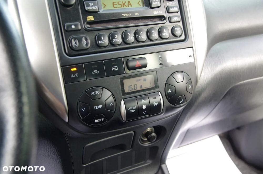 Toyota RAV4 4x4 Executive - 32