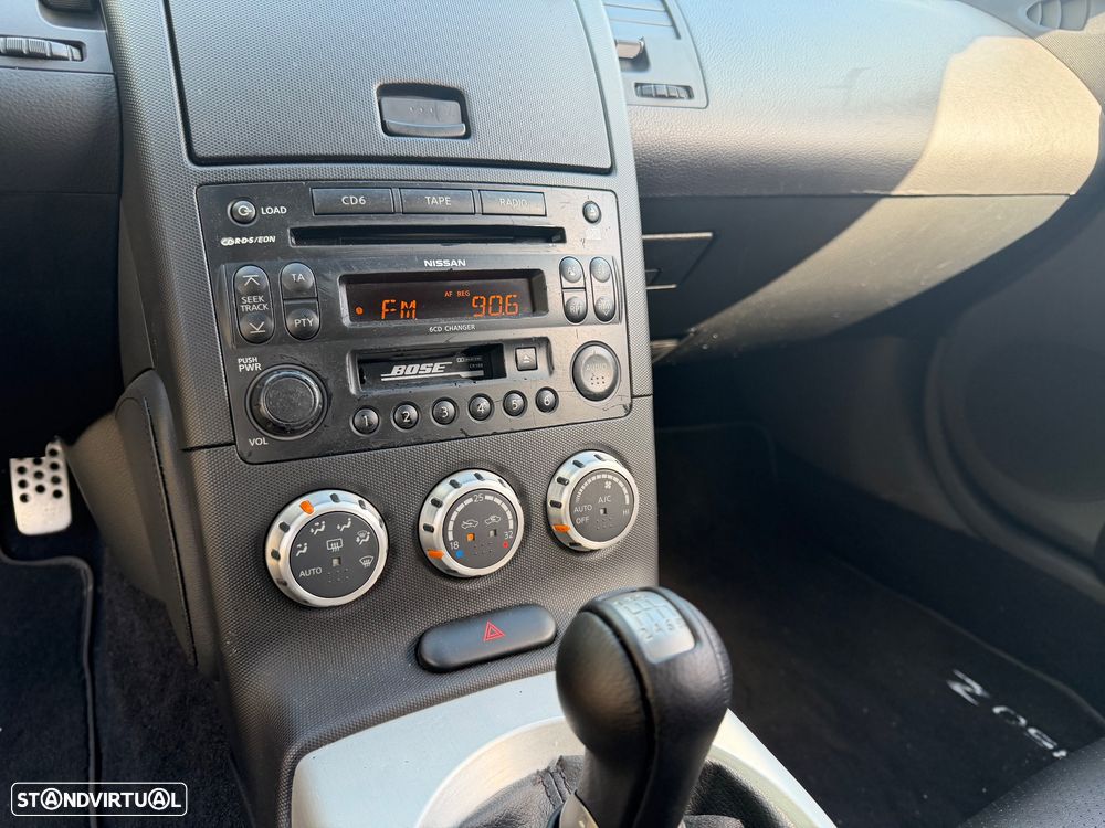 Nissan 350 Z 35th Special Edition - 16