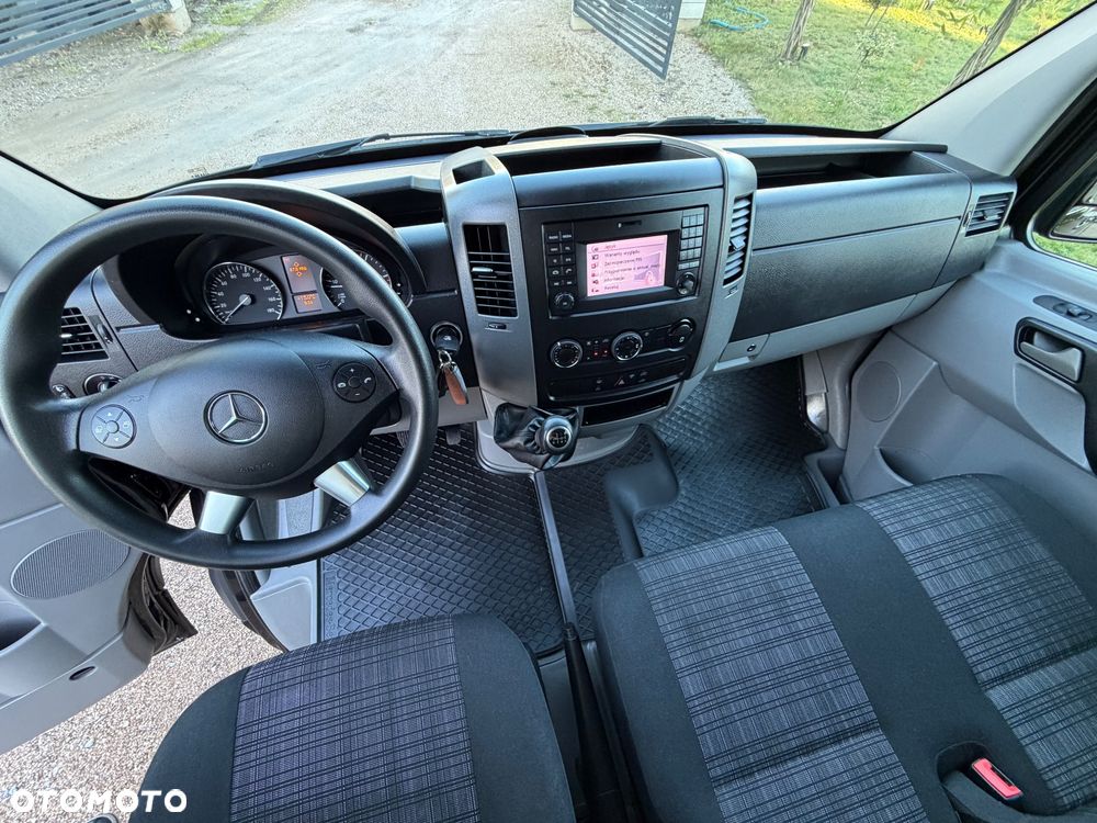 Mercedes-Benz Sprinter - 7