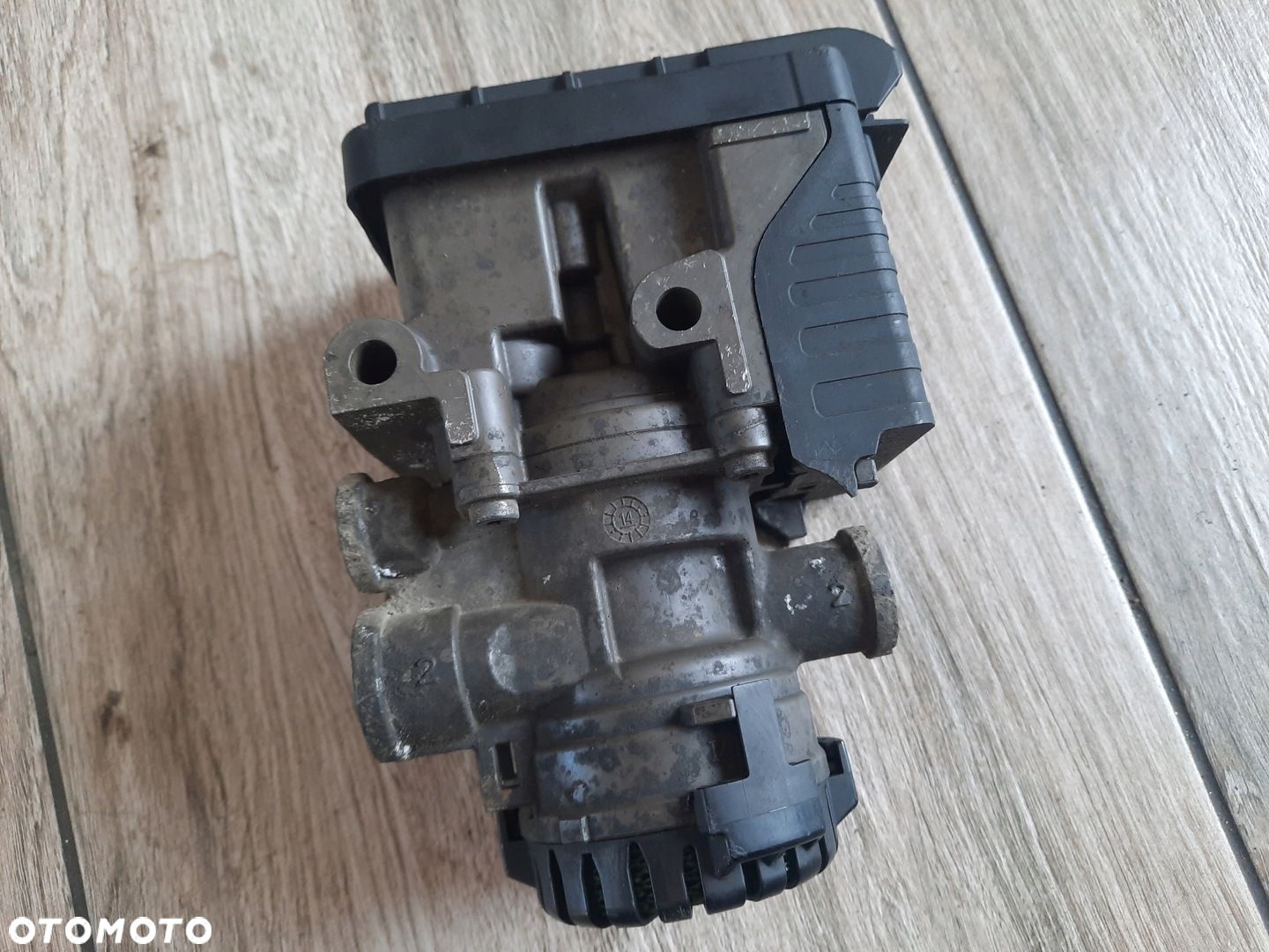 ZAWÓR MODULATOR EBS RENAULT GAMA T RANGE - 1