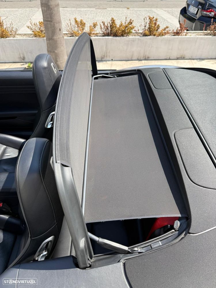 Porsche 911 (991) Turbo Cabriolet - 23
