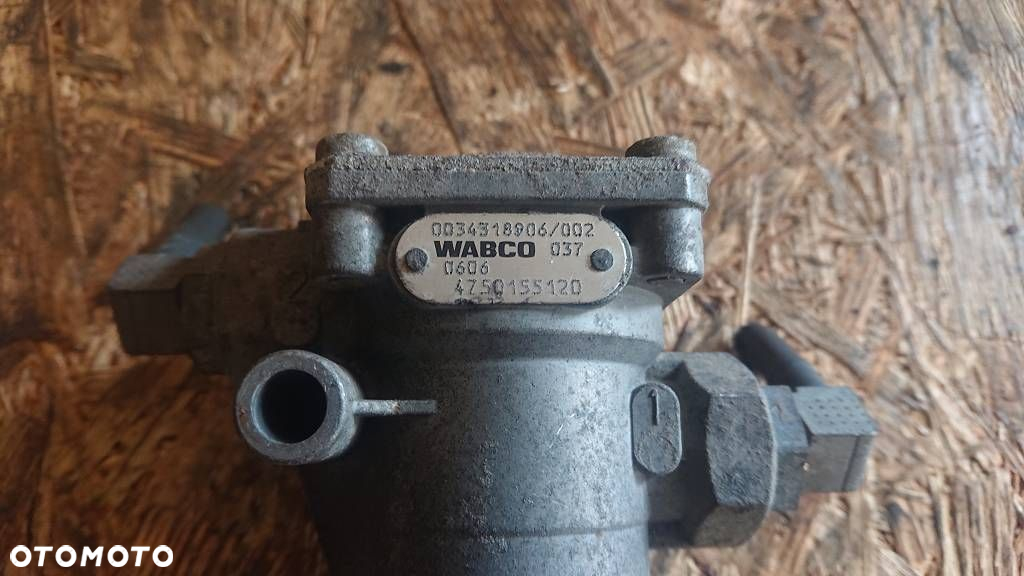 # MERCEDES ACTROS MP2 MP3 ZAWÓR ELEKTROZAWÓR CIŚNIENIA 0034318906 4750155120 - 2