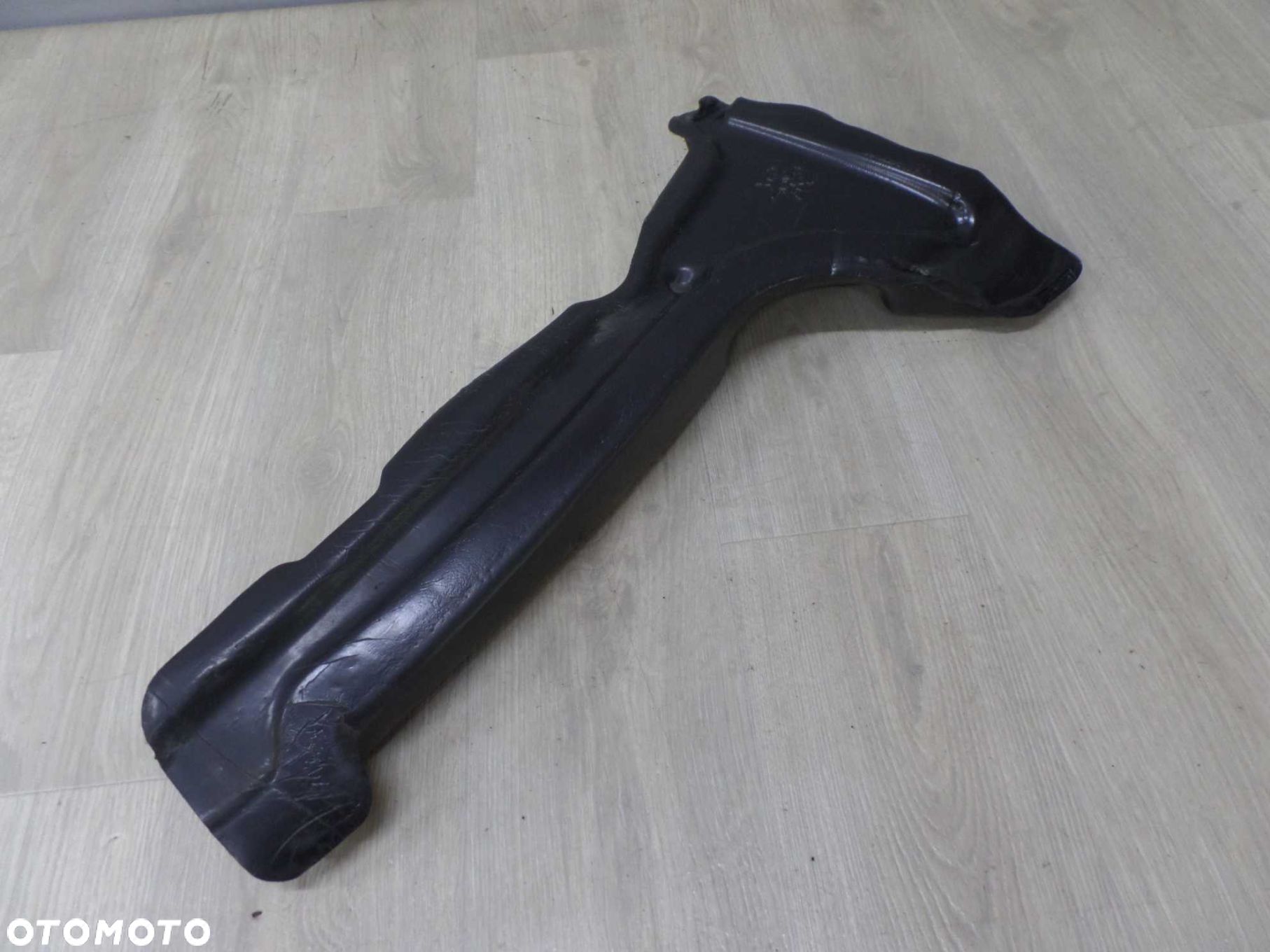 VOLVO S80 II V70 III XC70 06-13 WYGLUSZENIE PIANKA BLOTNIKA PRAWY PRZOD 31250321 - 1