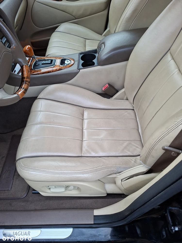 Jaguar S-Type 2.7 V6 D Executive - 10