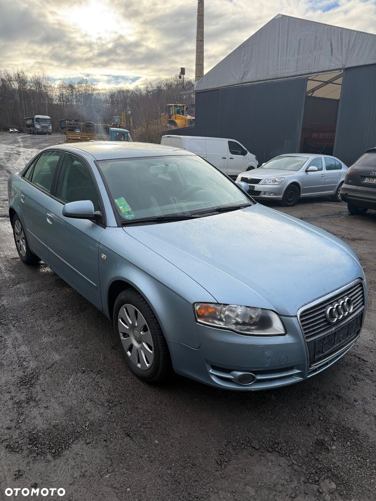 Audi A4 Limousine