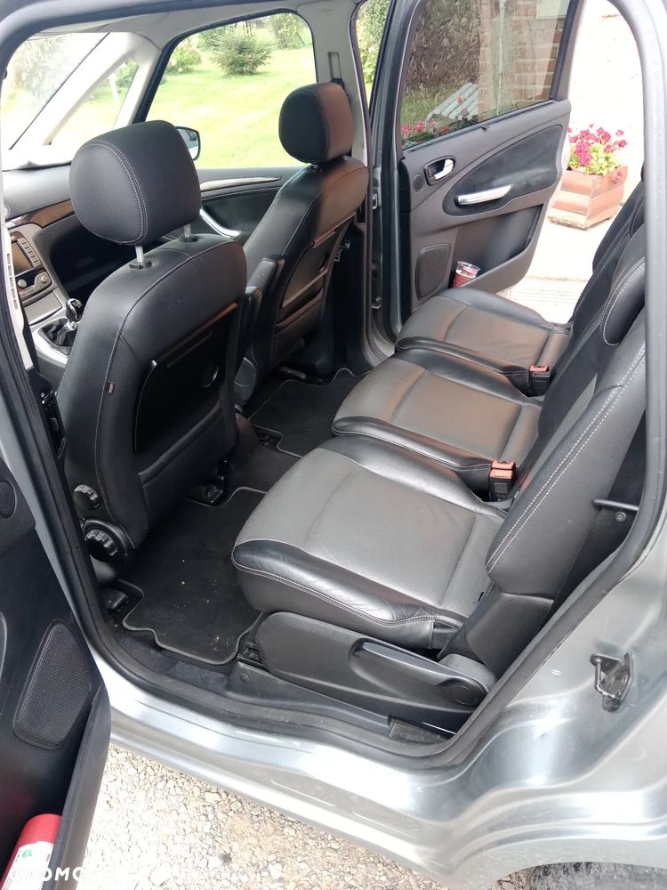 Ford Galaxy 2.0 TDCi Ghia - 7